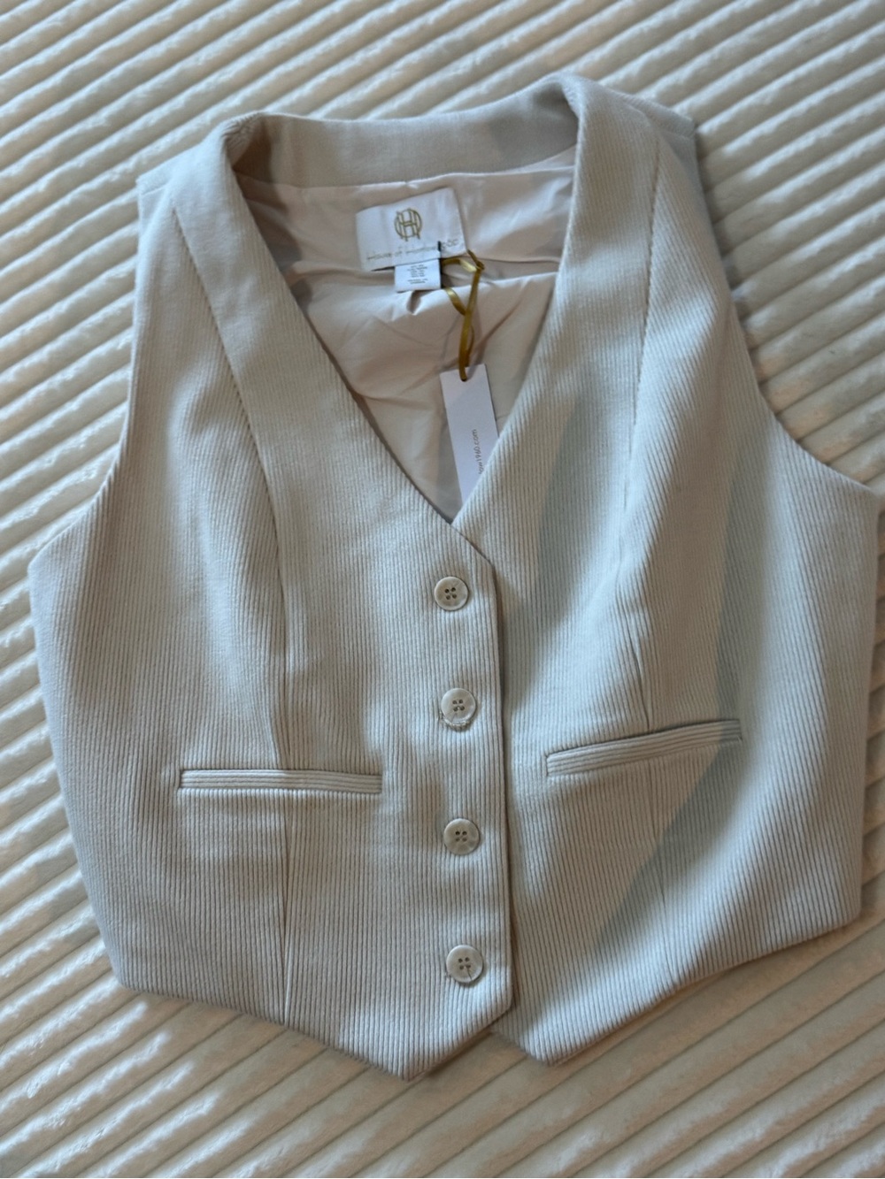 House of Harlow 1960 Cream Ribbed V-Neck Button Front Top